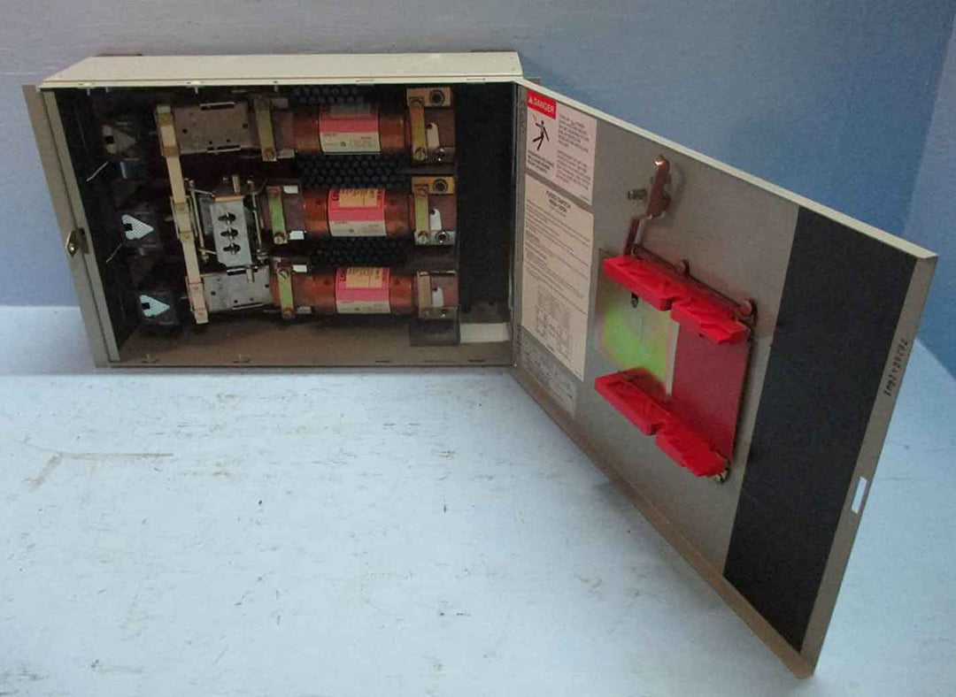 Cutler Hammer FDPW326R - Fusible Safety Switch 600A 240V 3P