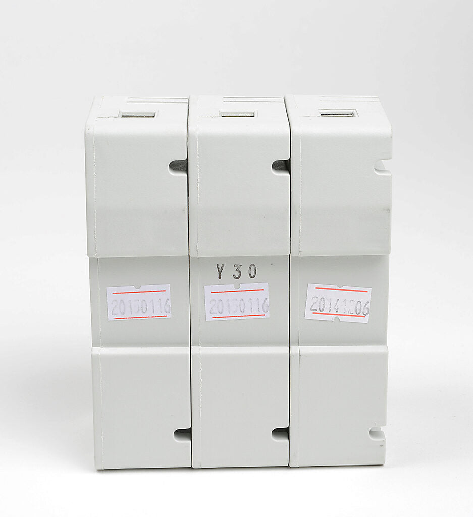 Bussmann CH30J3 - CH Series Fuse Block 30A 600V (UL/CSA/CE Certified)