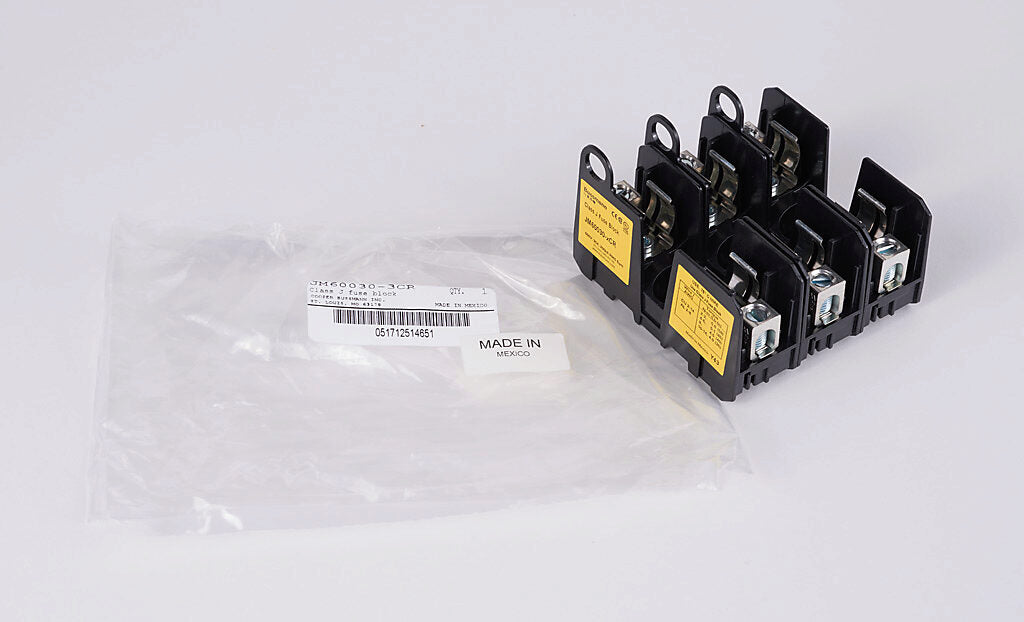 Bussmannn JM60030-3CR - Fuse Block 30A 600V (UL/CSA Certified)