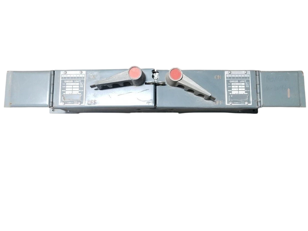 American/Federal Pacific QMQB3332C - Fusible Safety Switch 240V 30A (3-Pole Dual Configuration)