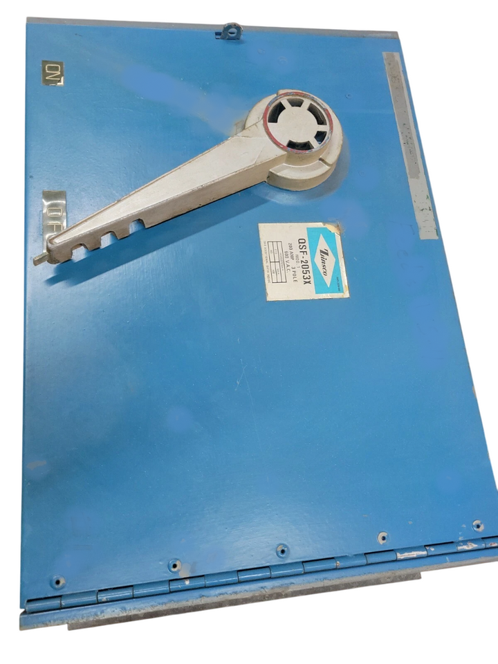 Square D QSF2053X - Fusible Safety Switch 600V/200A (3-Pole Panel Mount)