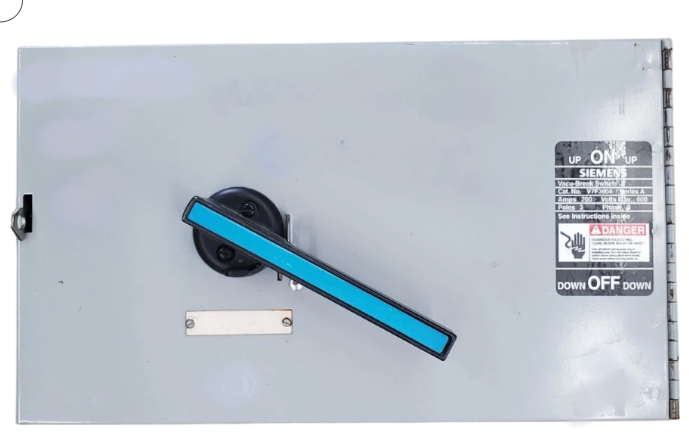 Siemens V7F3604J - Fusible Safety Switch 200A 600V (3-Pole Vacu-Break)