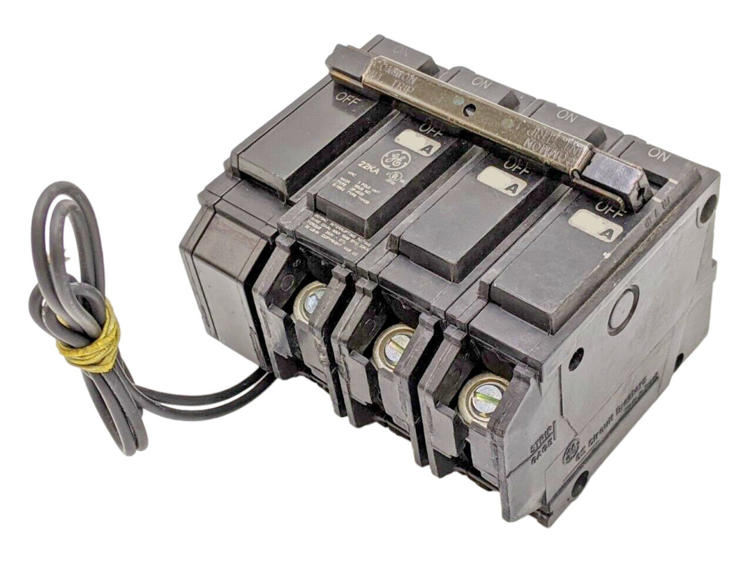 General Electric THHQB32070ST1 - Molded Case Breaker 70A 208V