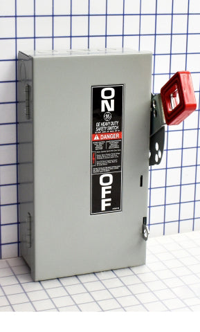 General Electric THN3321 - Non-Fusible Disconnect Switch 600V 30A 3-Pole